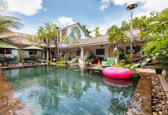 Green BOUTiQUE has Balcony rooms