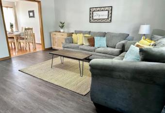 Huge Home in Avon 4BDR 2 5BA Sleeps 12 allows 18 year olds to book a room