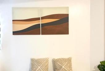 The Happy Homes has Balcony rooms