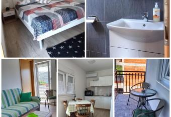 Apartments Pasta has Balcony rooms