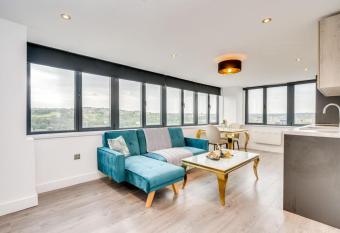 ENTERPRISE APARTS allows 18 year olds to book a room