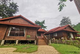 Butterfly Valley has Smoking/Balcony rooms