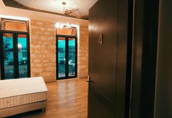 L Suites The Writer s House has Balcony rooms