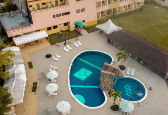 Hotel Marjorie `Y` allows 18 year olds to book a room