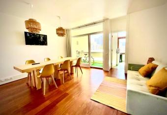 Aluguer t1 Tr  ia, 5m da Praia has Balcony rooms