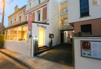 H  tel Le Printemps has Balcony rooms