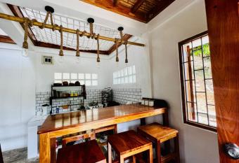 L Astrolabe - Oasis of Serenity has Balcony rooms