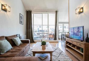 La Casa Marina      Cocon atypique vue mer & Marina has Balcony rooms