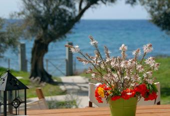 Melinda Holiday House has Balcony rooms