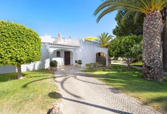 Casa Palmeira has Balcony rooms