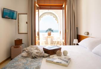 Villa Marin has Balcony rooms
