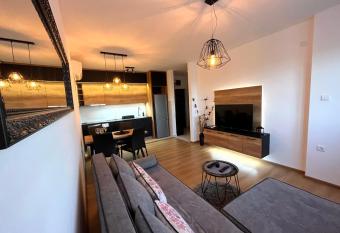 Apartman Ma  a has Balcony rooms