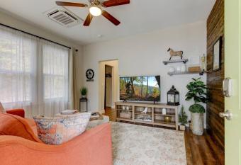 Mountain Bungalow-Walk To Downtown/Biker's Dream! allows 18 year olds to book a room