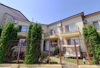 Vila Casa Esy has Balcony rooms