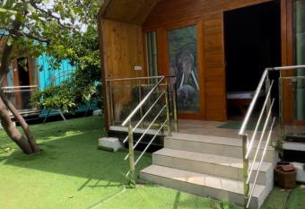 G.K Farmhouse has Balcony rooms