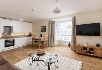 Tredenwith House allows 18 year olds to book a room