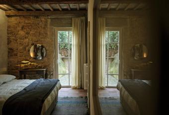 La Malvina ~5* centro storico~ Giardinetto privato has Balcony rooms