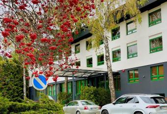 Apartament nad Zalewem w lesie has Balcony rooms