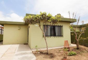 Beautiful House in Playas de Tijuana. allows 18 year olds to book a room