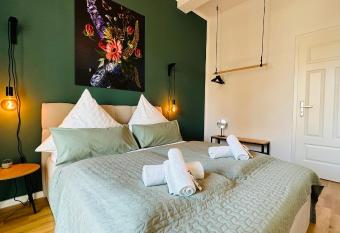 Stylisches Apartment in Halle an der Saale has Balcony rooms