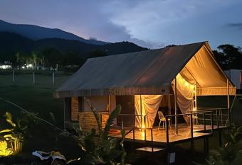 Glamping Las Rocas has Balcony rooms