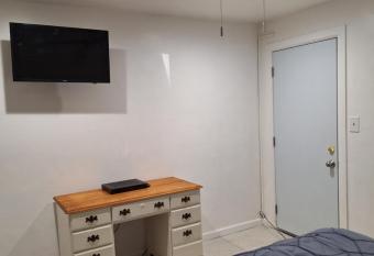 Garden motel has Balcony rooms