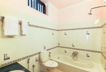 Hotel Moonlight, Kovalam, Kerala has Balcony rooms