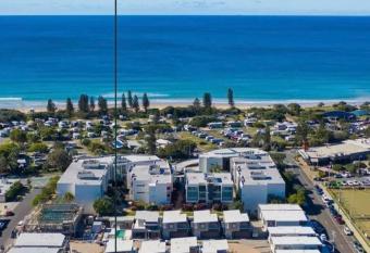 Allura Beach House has Balcony rooms
