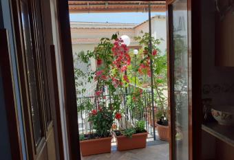 Nel Sole has Balcony rooms