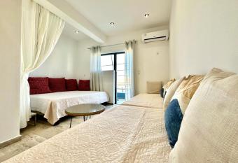 Turquoise, GcollectionGr has Balcony rooms