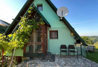 Kucica sa bazenom has Smoking/Balcony rooms