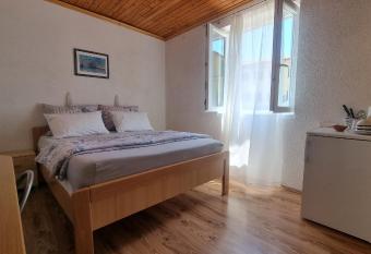 Double Room Petar In The City Centar has Balcony rooms