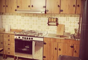 Vallecorsa city has Balcony rooms