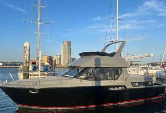 44 foot modern yacht on 5* Ocean Village Marina has Balcony rooms