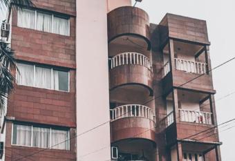 Reliance Guest House has Balcony rooms