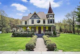 Majestic King Suite in the Doll House has Balcony rooms