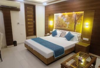 Hotel Jigyasa By Mayda Hospitality Pvt. Ltd. allows 18 year olds to book a room