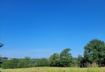 G  te - location saisonni  re has Balcony rooms