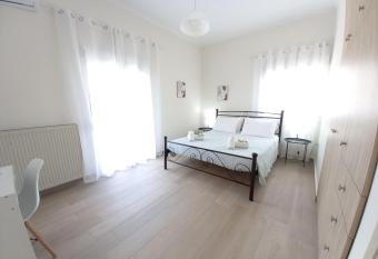 Zoe s apartment                                                             . allows 18 year olds to book a room