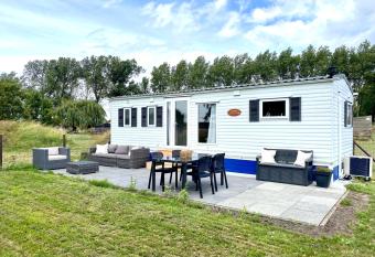 Het Hoefje has Balcony rooms