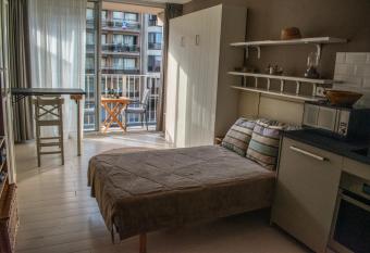 Gezellige studio met balkon - Santhooft centrum Nieuwpoort-bad has Balcony rooms