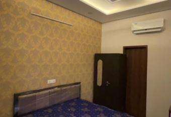 BLUEBERRY PG has Balcony rooms