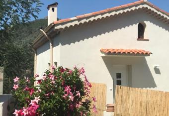 l   Anita has Balcony rooms