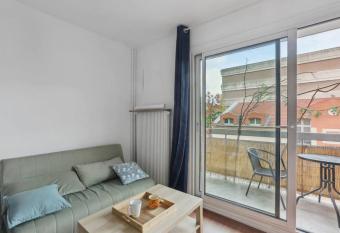 Studio am  nag   avec terrasse has Balcony rooms