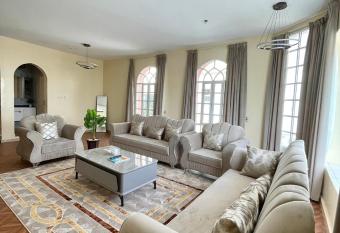 Deluxe Apartment allows 18 year olds to book a room