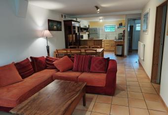 Kanaloa Beach House has Balcony rooms