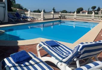 Casa Hermosa Mijas has Balcony rooms