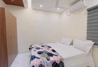 IZEL CASA has Balcony rooms