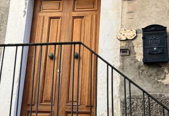 La Casa di Zia Lidia - Zia Lidia s House has Balcony rooms