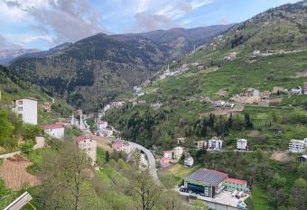 Home for large families (5+1 bed) has Balcony rooms